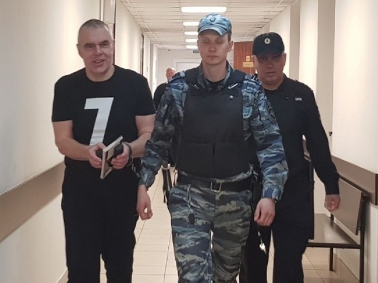 Экс-мэру Петрозаводска Владимиру Любарскому продлили арест до июля по делу о получении взяток