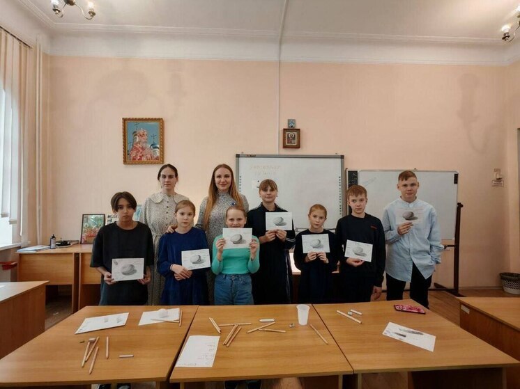 Во Владивостоке открылась Православная школа акварельной живописи