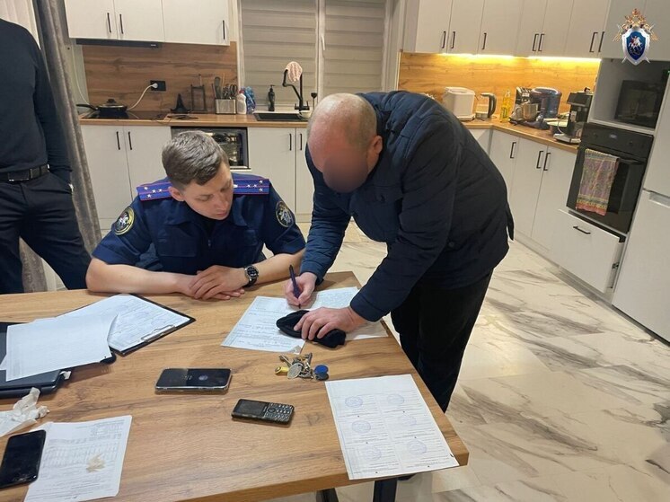 Главу южноуральской колонии подозревают в получении взятки от осужденного