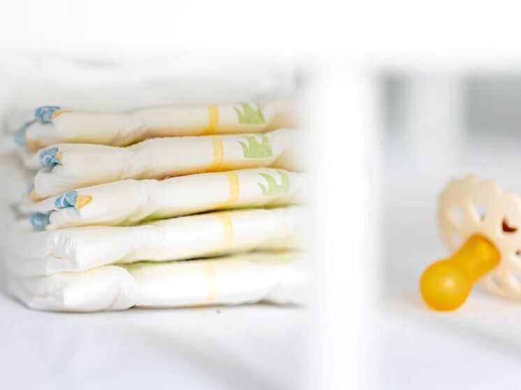 Учёные из Австралии предложили обучать детей согласию во время смены подгузников