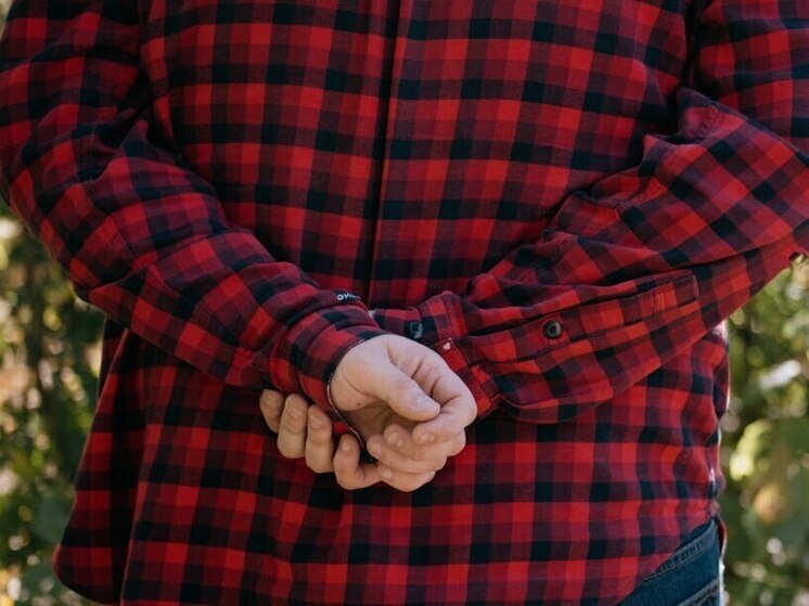 Красноярец украл дорогой телефон в Пензе и продал его в Москве