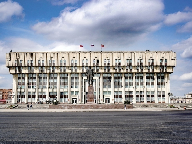 Правительство Тульской области хочет приобрести новый автомобиль за 1,5 млн