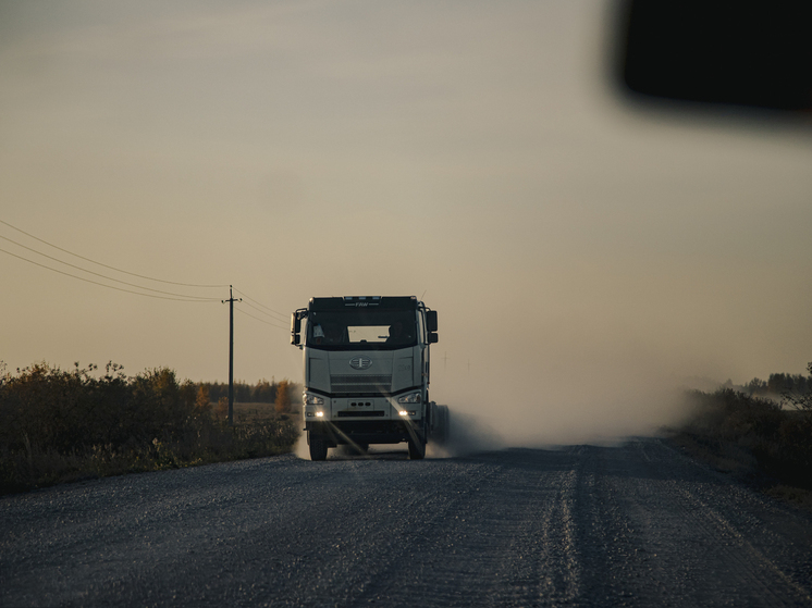 В Новосибирской области реконструируют дорогу с заменой покрытия и ремонтом моста