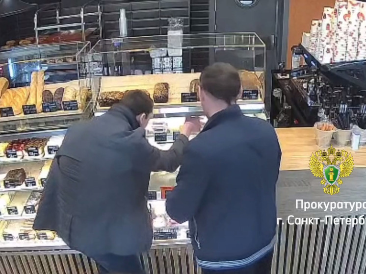 Петербургские булки заставили двух пьяных и голодных мужчин нарушить закон