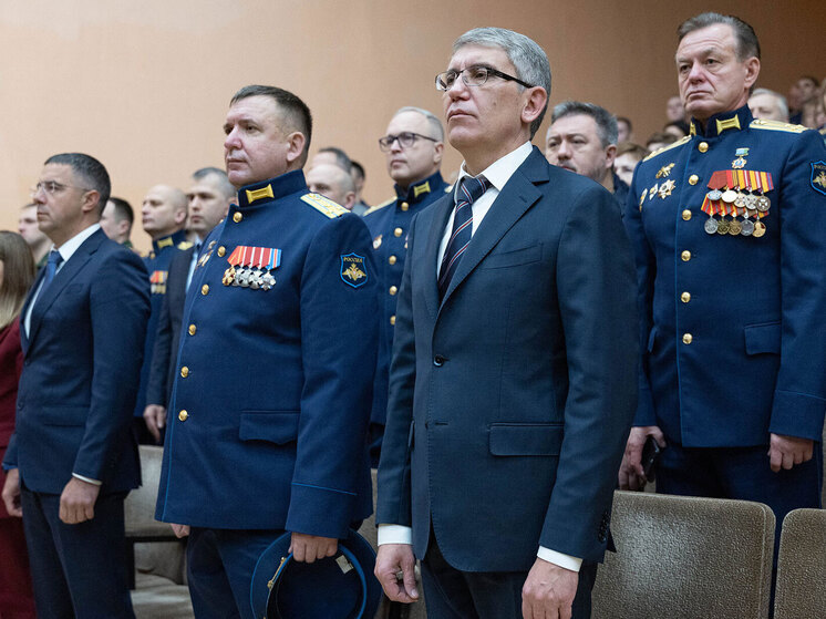 Дмитрий Миляев принял участие в церемонии вручения Георгиевского знамени 39-му отдельному гвардейскому медицинскому отряду