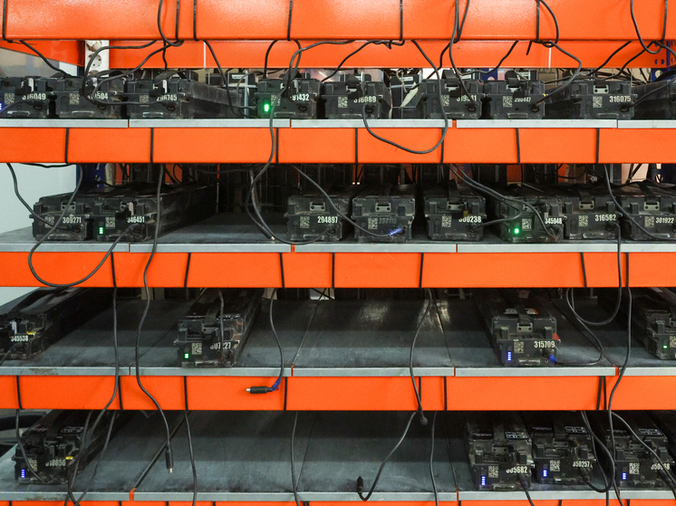 В Москве задержали группу молодых людей за работу на телефонных мошенников