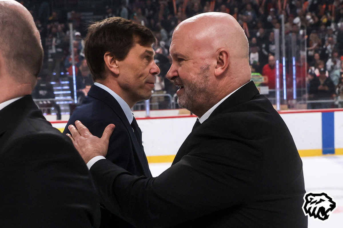 Сутки, прошедшие с вечера воскресенья и до второй половины понедельника, стали рекордными в истории Континентальной хоккейной лиги по тренерским отставкам