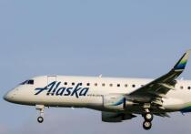Пилот американской авиакомпании Alaska Airlines Джозеф Эмерсон, который в октябре 2023 года попытался заглушить двигатели самолета во время полета, находясь в кабине в качестве пассажира, приговорен к условному сроку