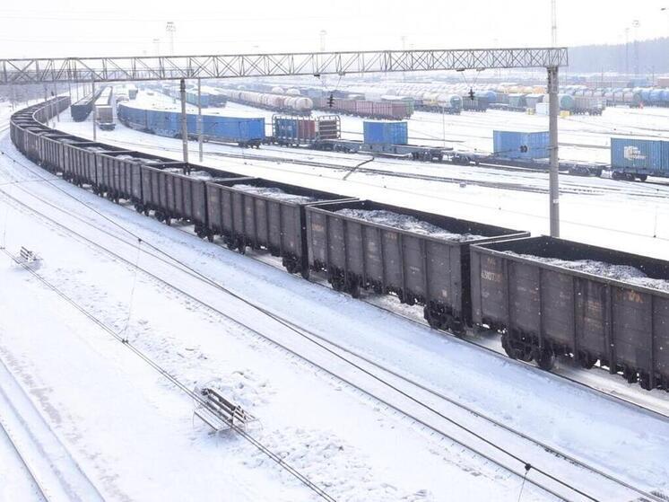 Рекордный состав с углем провели по западносибирскому участку Транссиба