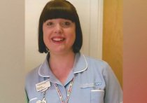 Медсестра Национальной службы здравоохранения Великобритании Пола Иверс скончалась от разрыва аорты всего через три дня после визита в отделение неотложной помощи, где врачи диагностировали у нее «задержку дыхания» и рекомендовали приобрести антацидное средство