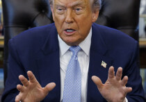 С начала второго срока Дональда Трампа у руля Соединенных Штатов Латинская Америка становится эпицентром беспрецедентной по своему масштабу и динамизму внешнеполитической активности Вашингтона. Об этом пишет немецкая Handelsblatt (статью перевели ИноСМИ). 