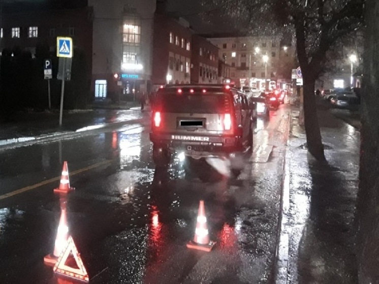 В Иванове внедорожник сбил 17-летнюю девушку