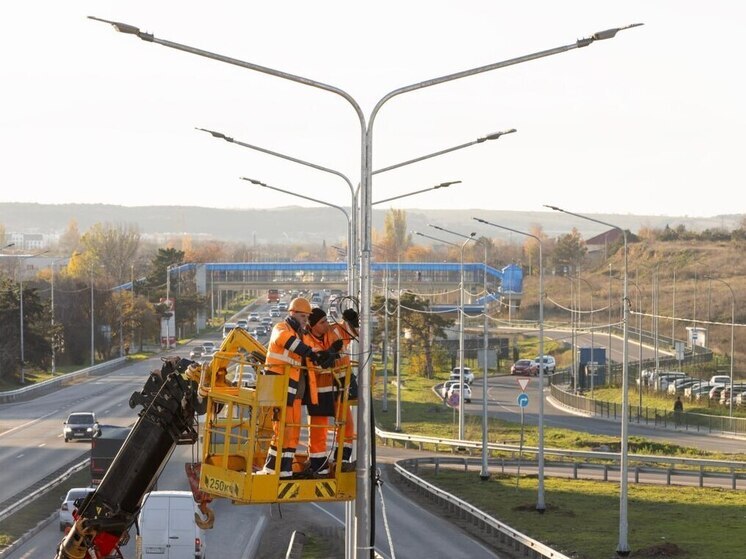 В Крыму реализуется масштабная программа по освещению дорог