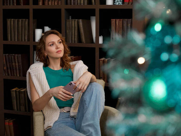 Новые звонки и гирлянды: как кировчане готовятся встречать Деда Мороза