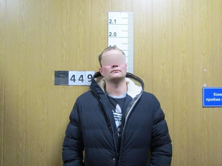 Жителя ХМАО задержали в аэропорту Кольцово за пьяный дебош