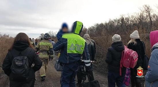 Пассажирам поезда «Орлан» оказали помощь после инцидента на переезде