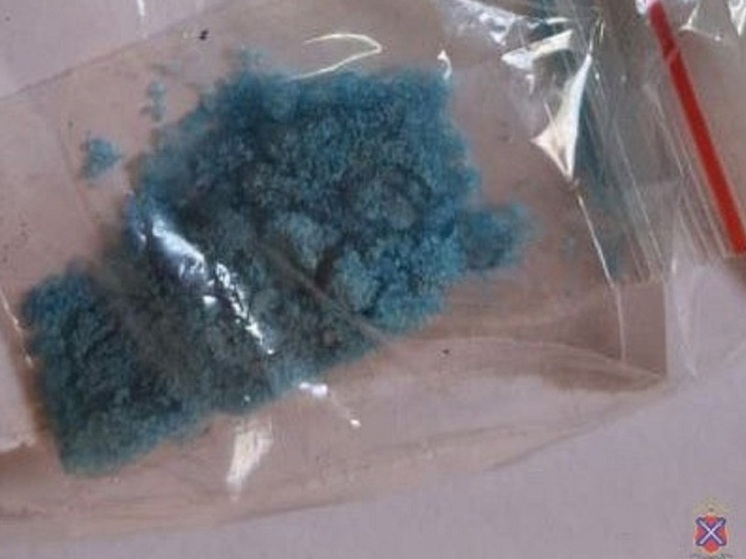 В Волгограде задержали женщину, подозреваемую в приобретении наркотиков