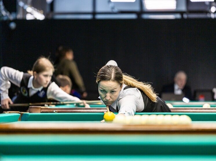 Югорская сборная завоевала 12 медалей на федеральных соревнованиях по бильярду