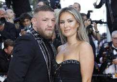 Макгрегор наконец-то собрался жениться: фото терпеливой невесты скандального бойца