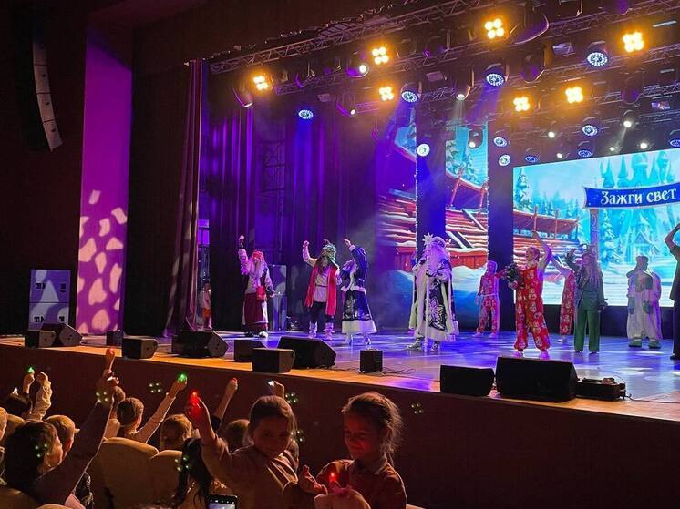 В Пензе масштабно отметили День рождения местного Деда Мороза