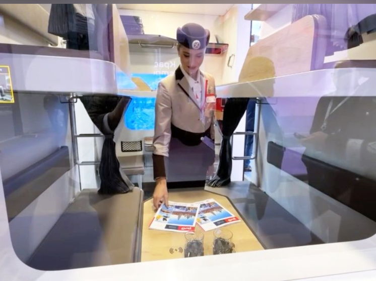 РЖД представили новые плацкартные вагоны с более комфортными полками