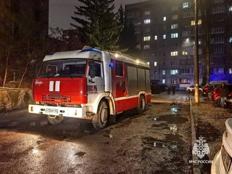 При пожаре в Башкирии спасли 17 человек
