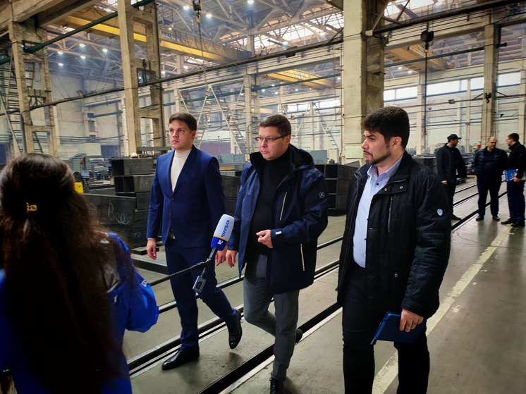 Дмитрий Хмелько посетил один из краснодарских заводов