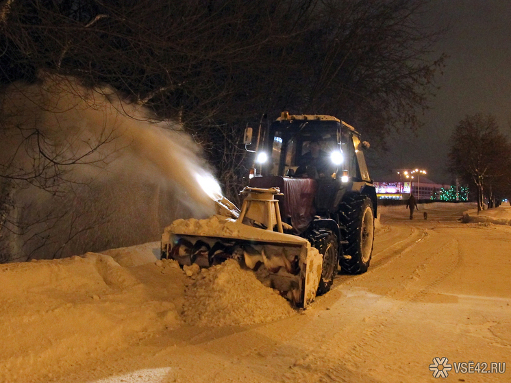 Руководство Кемеровского района признало наличие проблем с качеством уборки снега