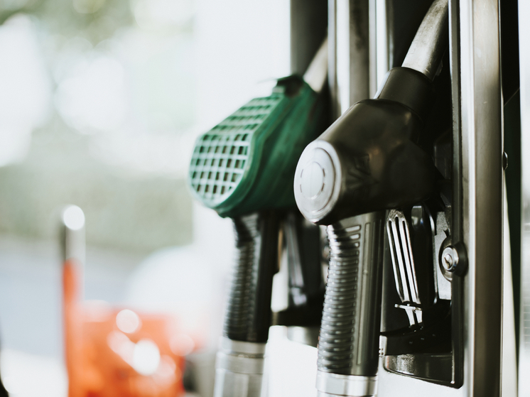 Цены на бензин в Красноярском крае демонстрируют рекордный рост