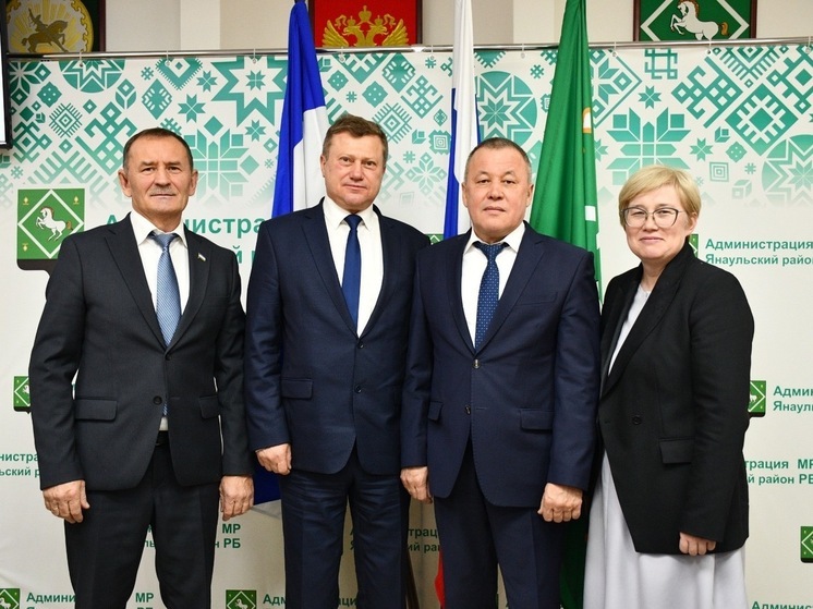 В конкурсе принимали участие еще два человека