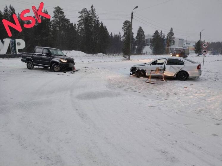 В Вынгапуровском водитель УАЗа устроил серьезное ДТП
