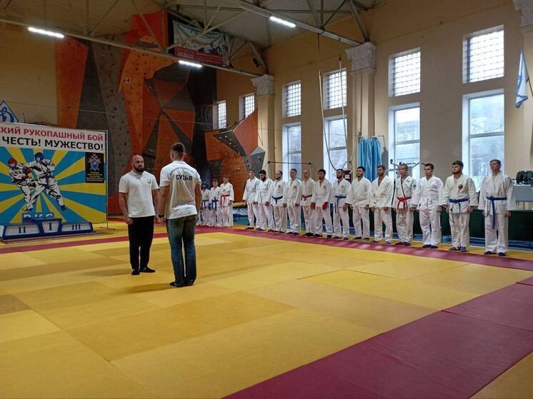 В столице ЛНР провели турнир по армейскому рукопашному бою