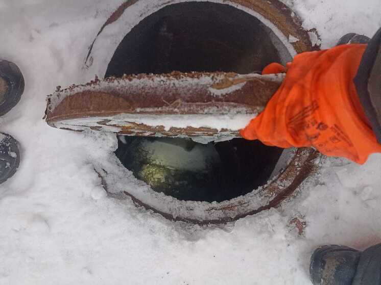 В Архангельске устранили крупный засор канализации