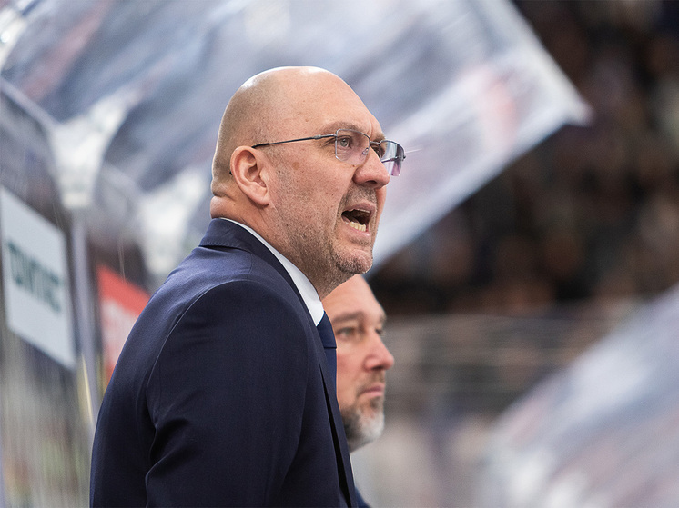 «Беззубо сыграли в атаке»: тренер «Лады» Десятков оценил матч с «Авангардом»