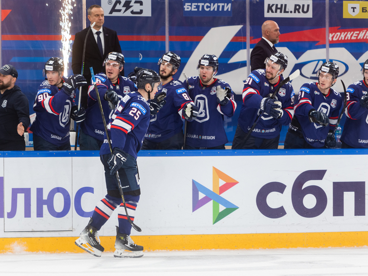 ХК «Лада» заработал 2 очка в 2 матчах домашней серии игр КХЛ с 16 по 18 ноября