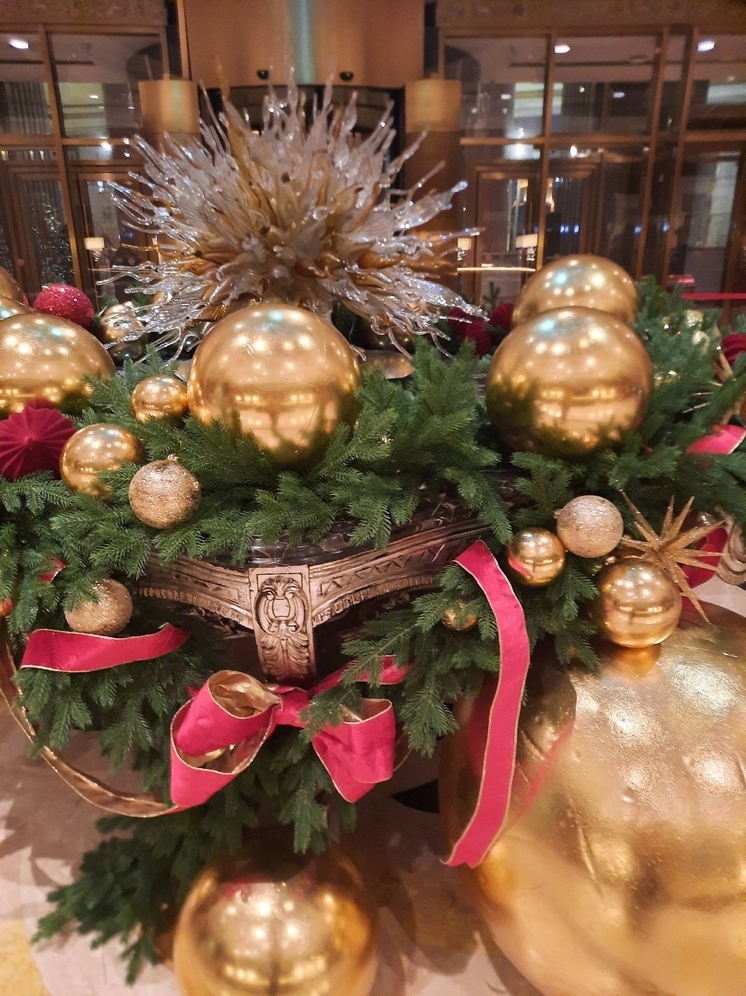 Юные художники Мелитополя освоили искусство создания объемных новогодних открыток