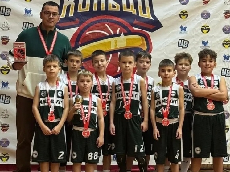 Юные баскетболисты из Костромы заняли второе место в соревнованиях Лиги Золотого кольца