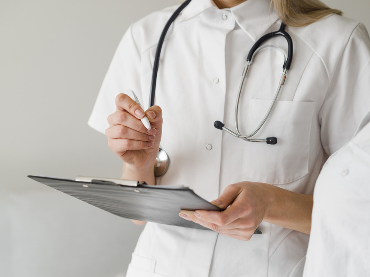 Врач из РФ Афинская назвала способ снижения холестерина, который грозит тромбами