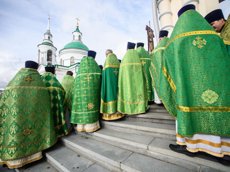 РПЦ предлагает запрет на экспорт человеческих эмбрионов