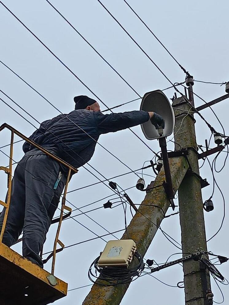 Специалисты из Ингушетии вернули свет улицам Молочанска