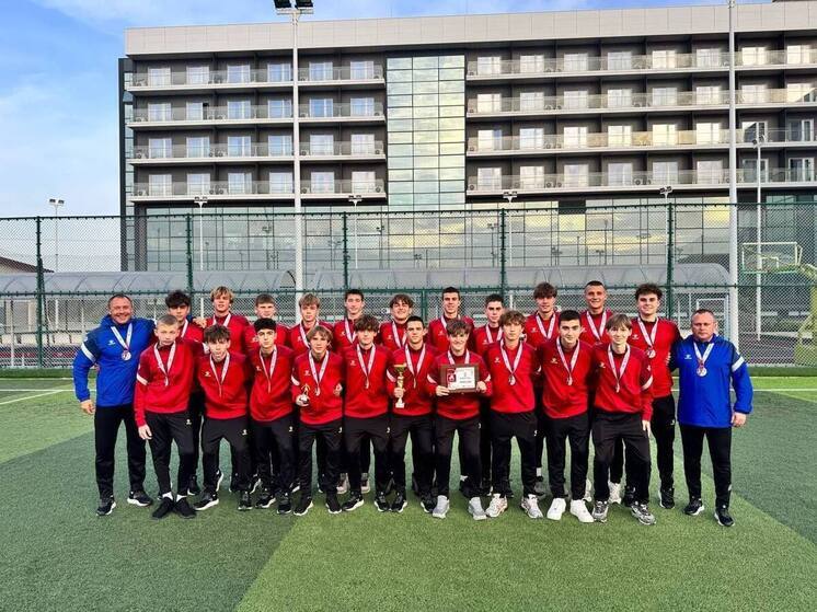 Запорожские футболисты заняли 2 место в Объединенном чемпионате «Содружество»