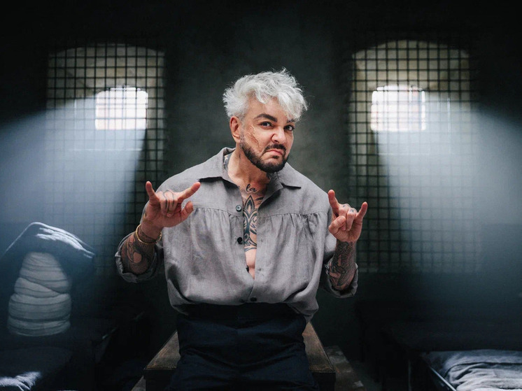 В новогоднем музыкальном фильме ТНТ «Невероятные приключения Шурика» к актёрскому составу присоединился Филипп Киркоров