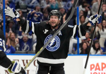 Главным героем среди наших хоккеистов, выступающих за океаном, в прошедший игровой день Национальной хоккейной лиги, стал нападающий клуба «Тампа-Бэй Лайтнинг» Никита Кучеров