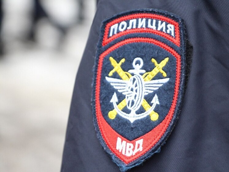 В Тюмени москвич наказан за брань в самолете