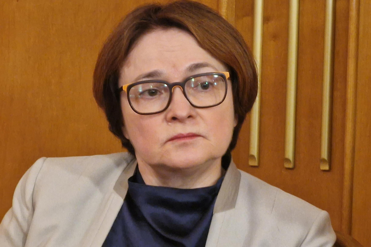 ИИ-помощник для договоров, «перегнутая палка» в борьбе с мошенниками: ЦБ РФ поделился видением развития рынка финансовых услуг