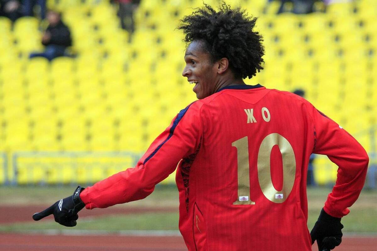 Легенду ЦСКА вновь арестовали за неделю до приезда на матч