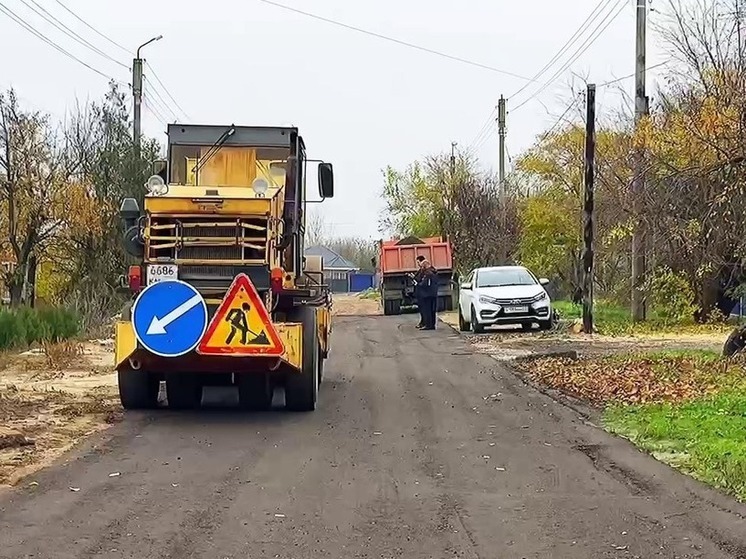 На улице Элисты отремонтировали дорогу