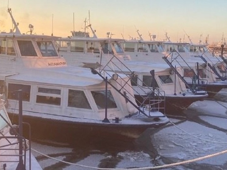 В Архангельске завершают навигацию пассажирских теплоходов