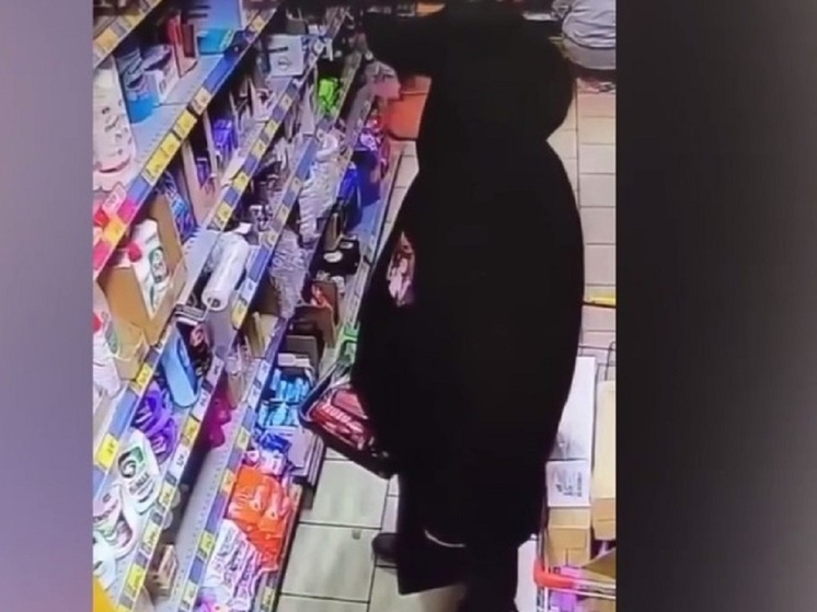 «Вынес на 7,5 тысяч рублей»: в Саранске ищут магазинного вора
