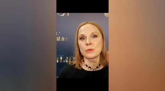 Актриса Дина Корзун рассказала, зачем приехала в кинотеатр